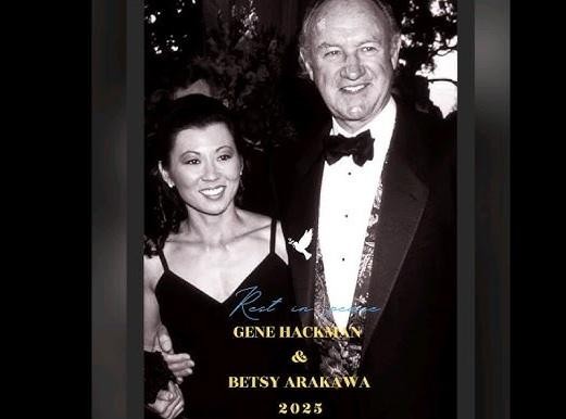 Betsy Arakawa w ciepłym, intymnym portrecie, z subtelnym nawiązaniem do jej kariery pianistki.